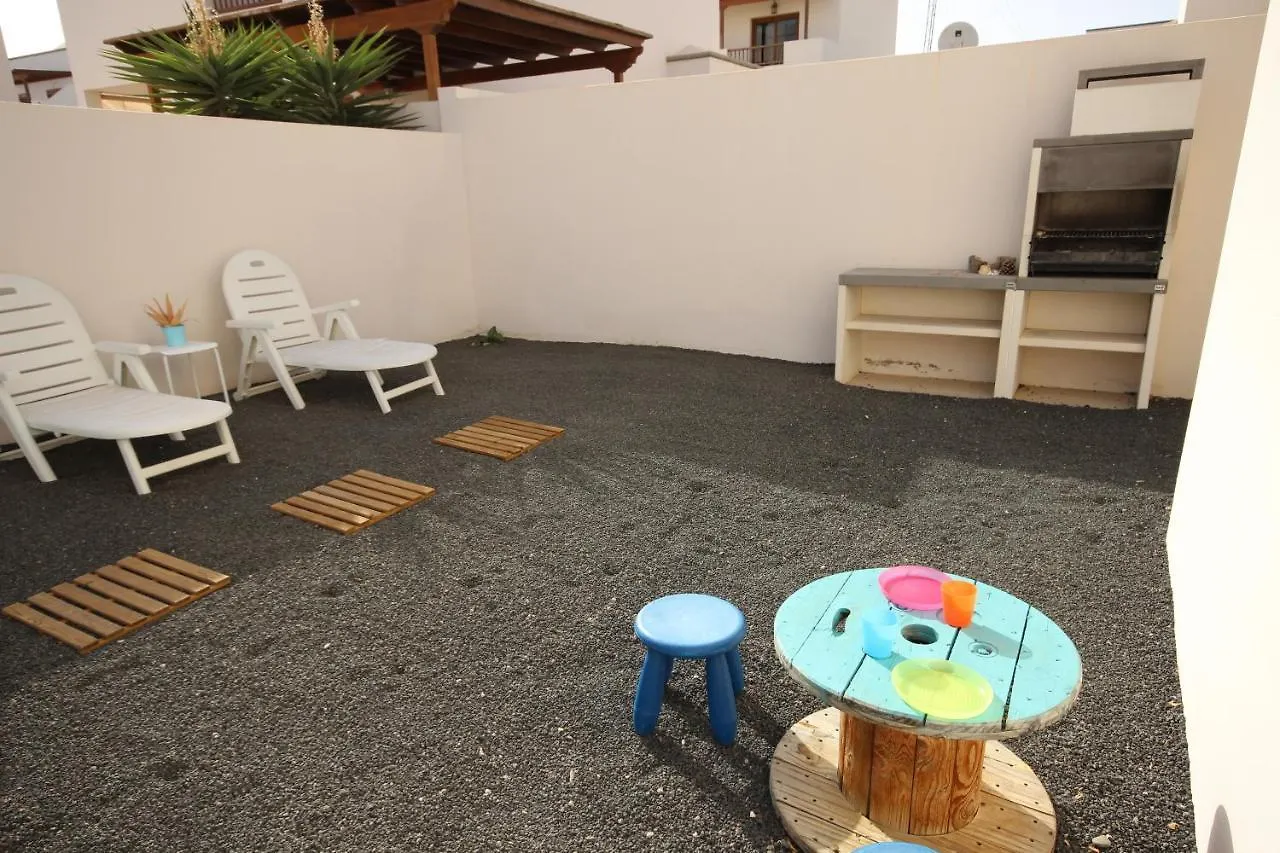 Villa Las Caletas Del Mar - Heated Pool Costa Teguise 0*,  Spain