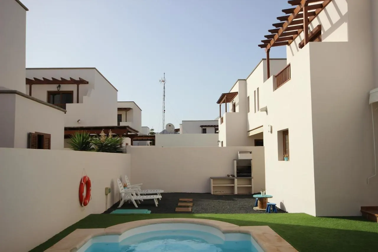Villa Las Caletas Del Mar - Heated Pool Costa Teguise