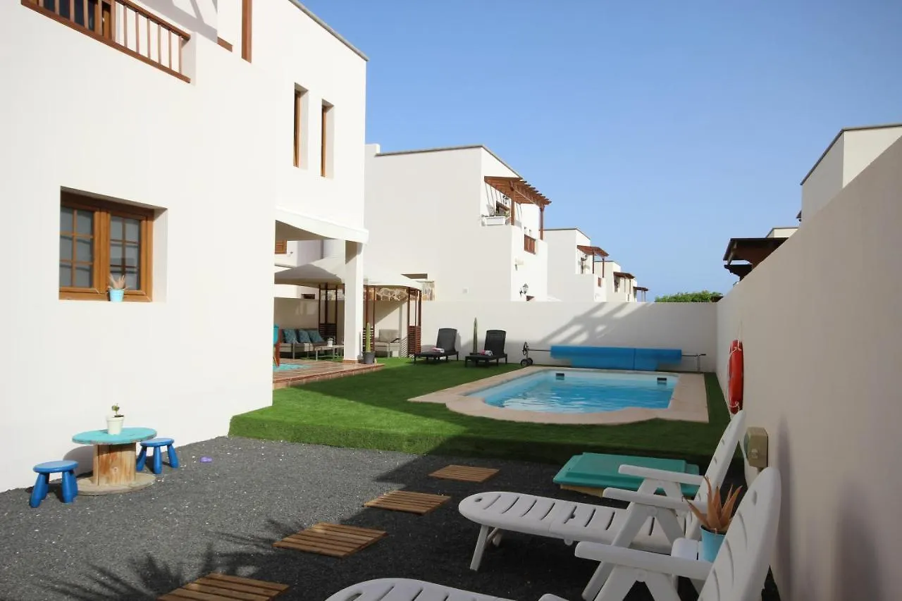 Villa Las Caletas Del Mar - Heated Pool Costa Teguise 0*,  Spain